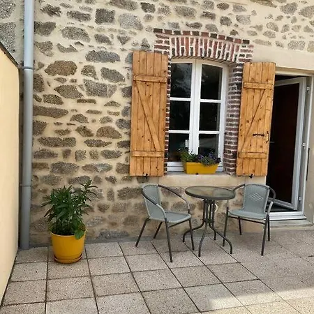 La Petite Maison Saint-Dizier-Leyrenne Exterior foto